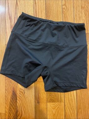 Women's Black High-Rise Bike Shorts